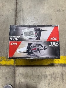 lot 4 image: SKIL 12A SKILLSAW