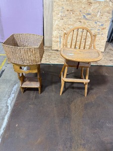 lot 204 image: OAK HI-CHAIR WICKER BASKET & END TABLE