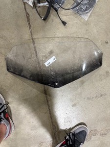 lot 106 image: WINDSHIELD FOR A HONDA GOLDWING