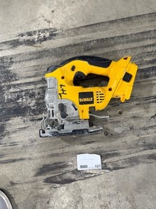 lot 121 image: DEWALT CORDLESS VARIABLE SPEED JIG SAW