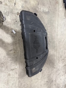 lot 135 image: FLAMBEAU COMPOUND BOW HARD CASE