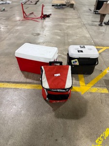 lot 338 image: QTY 3 - COOLERS