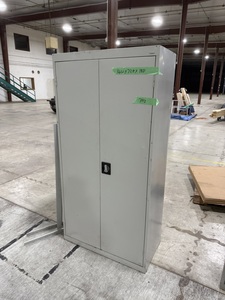 lot 392 image: 36X72X18 STEEL CABINET