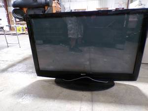 lot 218 image: 50 SANYO TV MODEL DP50740 WORKS AS IT SHOULD