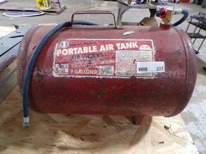 lot 227 image: 9 GAL PORTABLE AIR TANK W GAUGE,SHUTOFF, AND PREASURE RELIEF