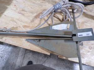 lot 237 image: SUPER HOOKER ANCHOR#13 ANCHOR  #14 LBS WROPE