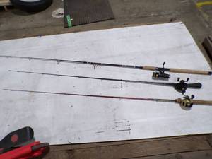 lot 238 image: 3 NICE FISHING RODS 6 MED HEAVYBARKLEY CHERRYWOOD GRAPHITE WQUANTUM UL300 6 SHIMANO BLACK MAGNUM FIGHTING ROD WMED ACTION WBANTAM SUPER SPEED MASTER REEL 7 12 DIAWA1324AGC ROD WQUANTUM QMD20 REEL