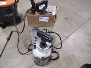 lot 239 image: 1 AND A 2 GAL BUG SPRAYER