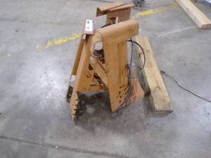 lot 249 image: ROOF JACKS