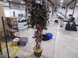 lot 253 image: 6 TALL LIGHTED FAKE TREE