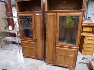 lot 258 image: 2 MEDIA STORAGE CABINETS