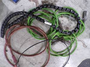 lot 261 image: 3 7 PIN SEMI PIG TAILS 1 AIR LINE AND 1 LOOM