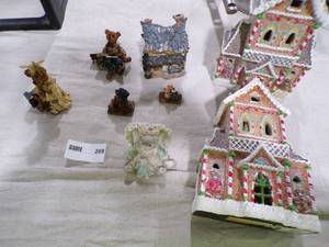 lot 269 image: BOYDS BEARS AND OTHER NICK NACKS