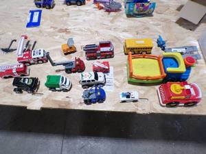 lot 274 image: FRICTION CARS SOME LIGHT UP AND HAVE SOUNDS