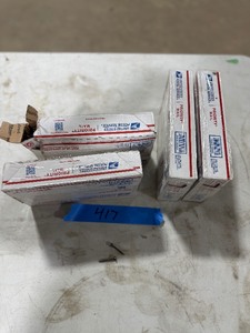 lot 417 image: 20LBS #7 X 1-14 SQUARE PANHEAD TYPE 17 SCREWS