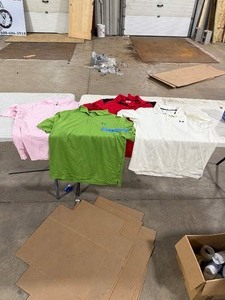 lot 438 image: QTY 4) DRESS SHIRTS XL