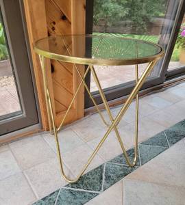 lot 12 image: Gold Butterfly Leg Occasional Table