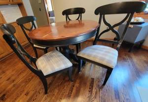 lot 11 image: Pine Black Enamel Farmhouse Dining Table and Chairs