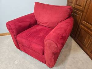lot 2 image: Oversized Luxury Plush Armchair by Broyhill - Candy Apple Red