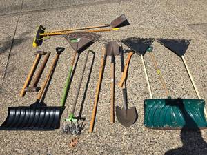 lot 67 image: Yard Warrior Lawn & Garden Tool Collection