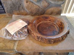 lot 19 image: Log Bowl & Bag of Leather Laces