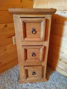 lot 36 image: Small Rustic Wood 3-Drawer Stand