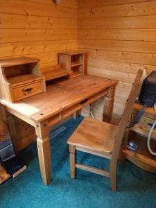 lot 62 image: Rustic Wood Desk & Chair