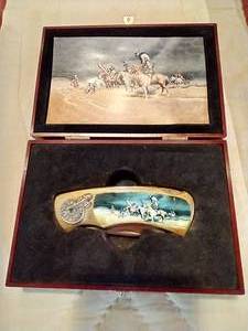 lot 64 image: Bradford Exchange Decorative Knife