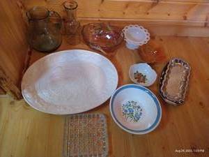 lot 98 image: Miscellaneous Glass Serving Dishes