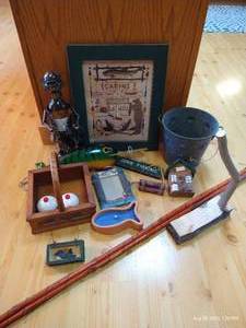 lot 115 image: Misc. Fishing Decor