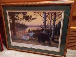 lot 179 image: Signed & Numbered Art Print - Snackin on Carrots by Les Kouba