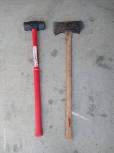 lot 278 image: Sledgehammer & Axe