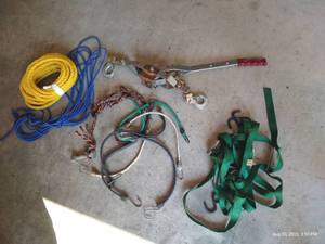 lot 301 image: Powr-Pull & Various Tie DownsRopes