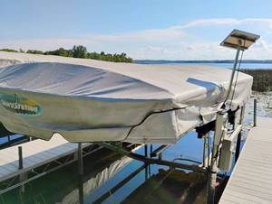 lot 36D image: ShoreStation Hydraulic 2,000 lb Boat Lift