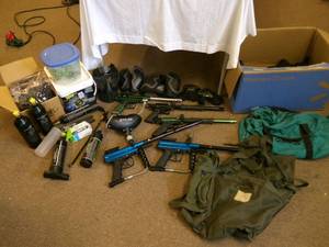 lot 71 image: Paint Ball guns and accessories...