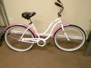 lot 86 image: PinkWhite Beach Crusier Breast Can...