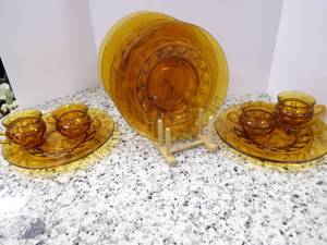 lot 131 image: Set of Vintage Amber PlateCup Set ...