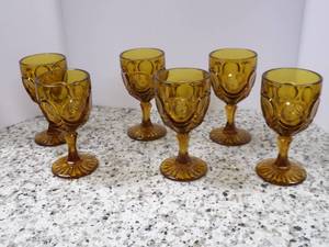 lot 132 image: Set of Vintage Amber Gobblets 6...