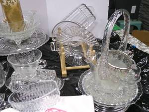 lot 137 image: MIsc Lot of Crystal Wares w Beauti...