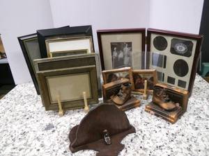 lot 164 image: A full lot of frames, woden little ...