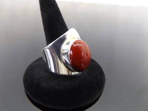 lot 69 image: .925 Sterling Silver Coral Cabochon Adjustable Ring Currently Size 10