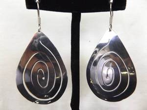 lot 74 image: .925 Sterling Silver Spiral Shield Dangle Hook Earrings