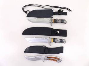 lot 14 image: 3 NEW LARGER Fixed Blade Bowie Knives in Sheaths 