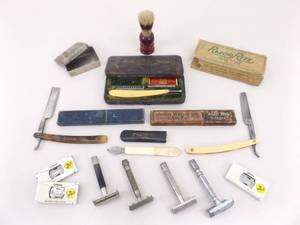 lot 18 image: Lot of Antique and Vintage Straight Razors, Gillette Razors, Blades, etc.