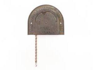 lot 21 image: Antique Iron Furness Plate