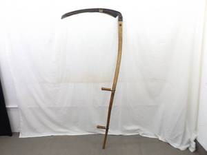 lot 17 image: 65 Antique Scythe