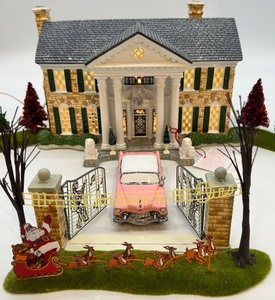 Department 56 Elvis Presley's Graceland Lighted Christmas Village Set