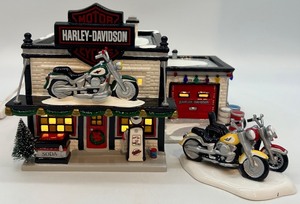 Department 56 Harley-Davidson Ceramic Lighted Dealership Village Set with Motorcycles