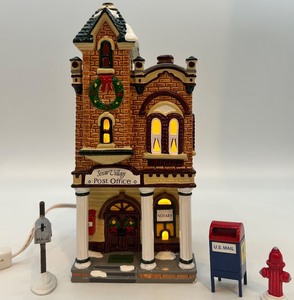 lot 19 image: Department 56 Snow Village Post Office Lighted Building with Accessories