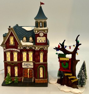 lot 78 image: Department 56 Heritage Village Brighton School and Snow Village Kids Tree House